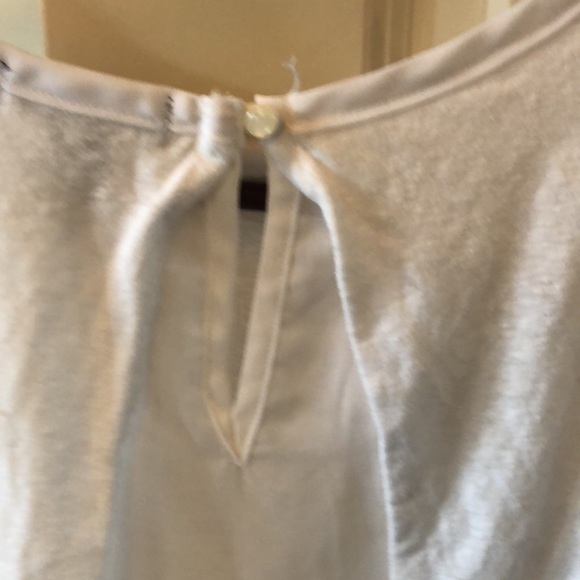 White tank with chiffon bottom and back - Picture 4 of 6